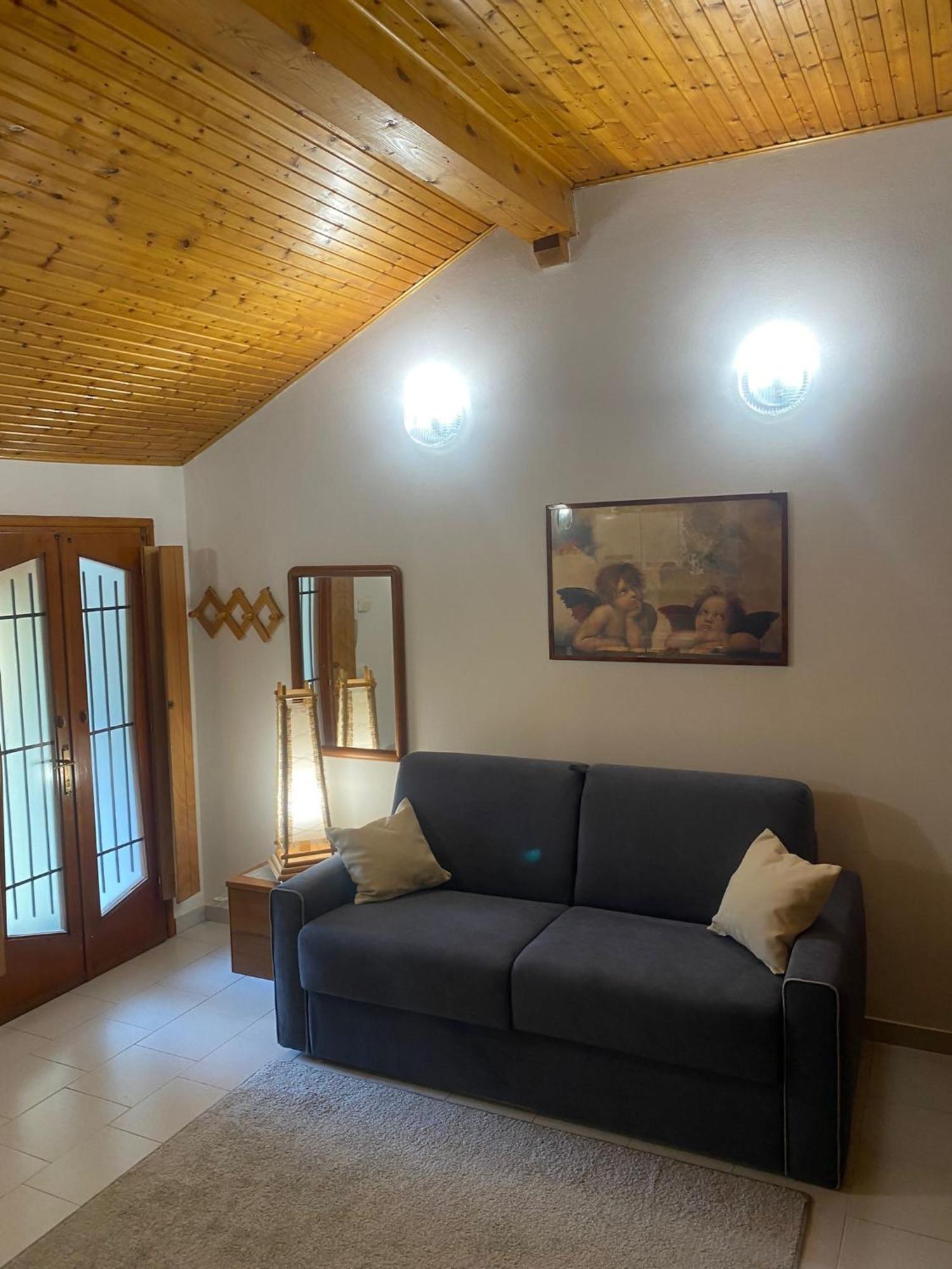 La Corte Dei Torri Loft On The Lake Oliveto Lario Exterior foto