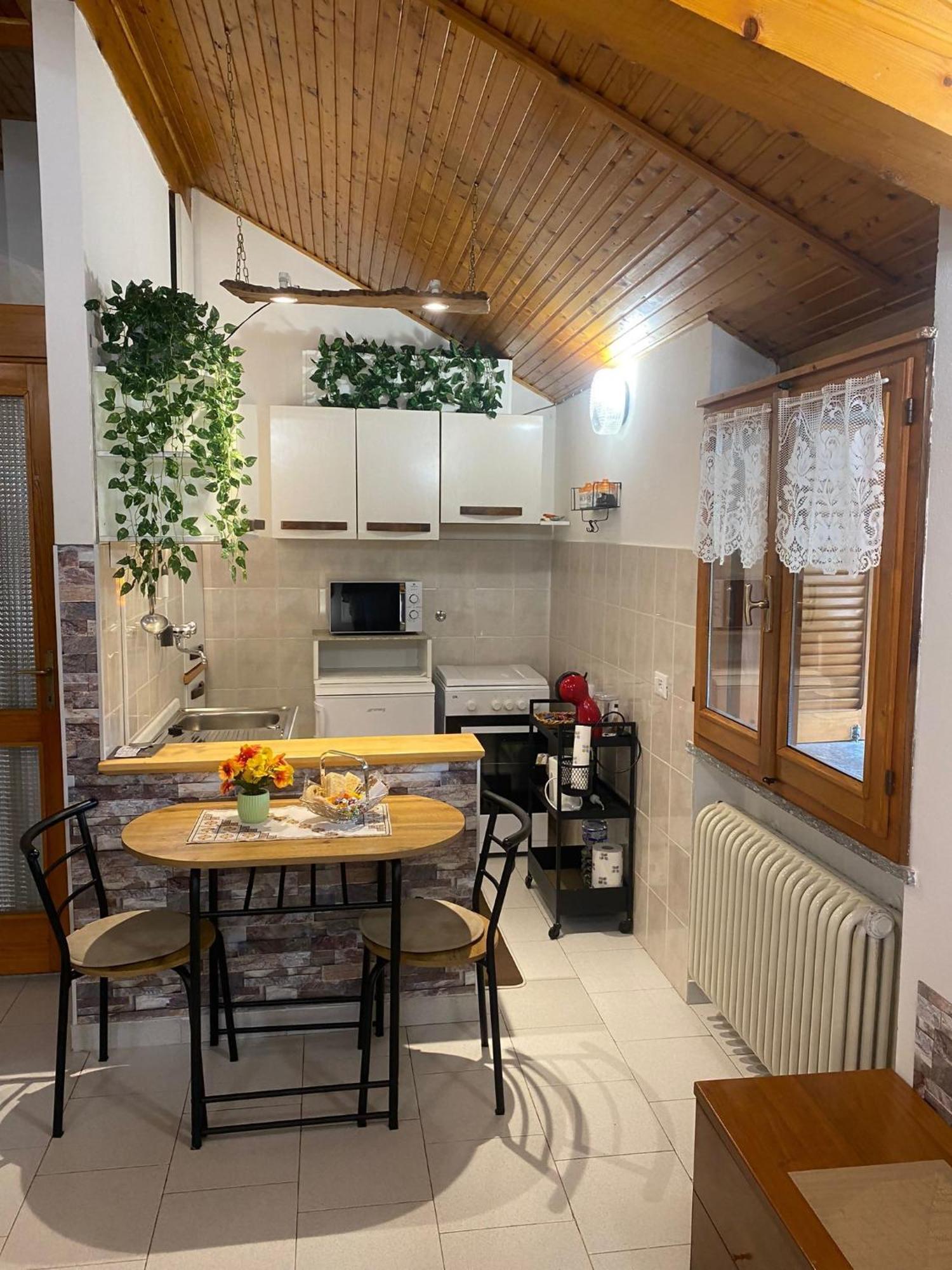 La Corte Dei Torri Loft On The Lake Oliveto Lario Exterior foto
